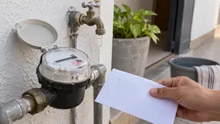 Pago de agua en Campeche, escena ilustrativa.