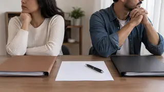 Divorcio administrativo, escena ilustrativa.
