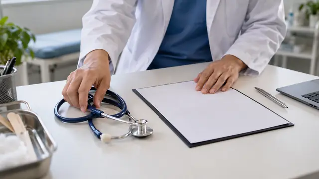 Certificado médico, escena ilustrativa.
